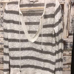 Ladies Ann Taylor Loft Lightweight Sweater